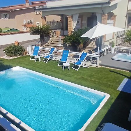 Alloggi Turistici Con Piscina Palestra Jacuzzi Sauna Анцио Экстерьер фото