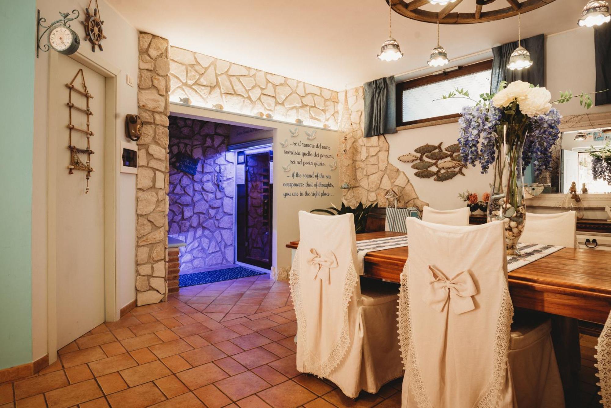 Alloggi Turistici Con Piscina Palestra Jacuzzi Sauna Анцио Экстерьер фото