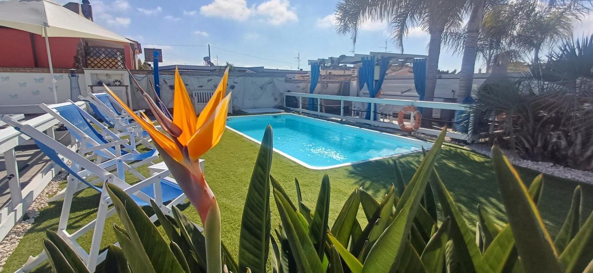 Alloggi Turistici Con Piscina Palestra Jacuzzi Sauna Анцио Экстерьер фото