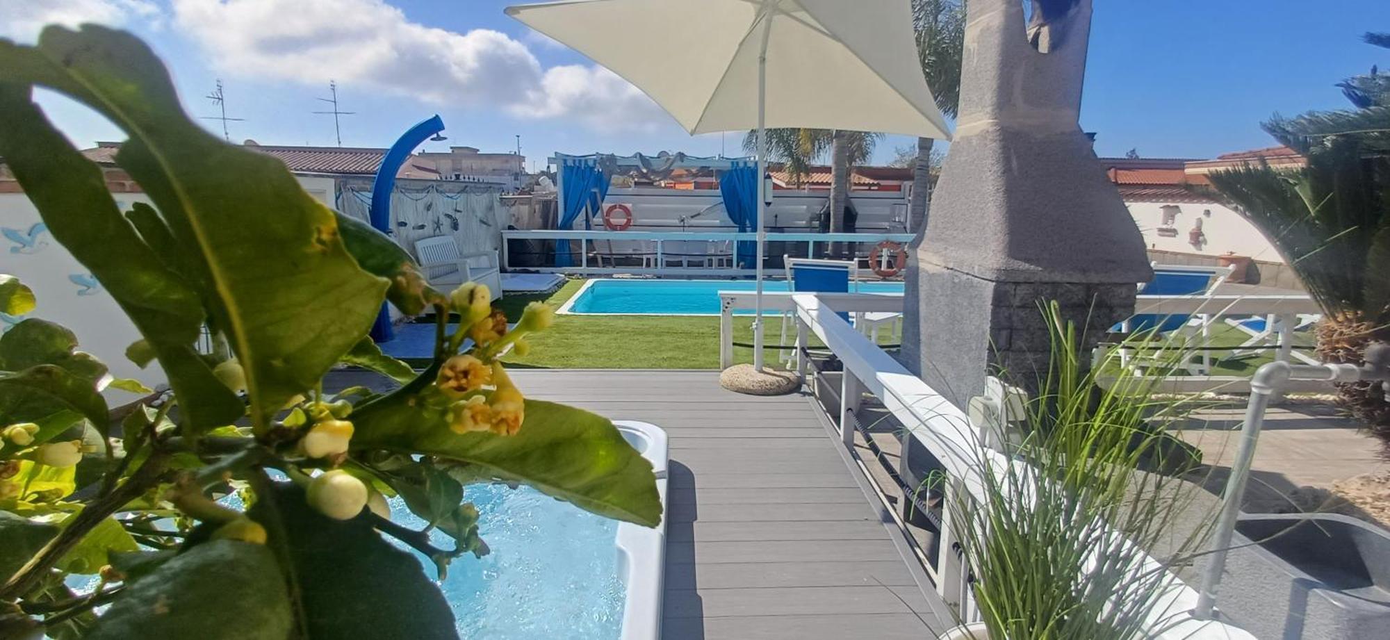 Alloggi Turistici Con Piscina Palestra Jacuzzi Sauna Анцио Экстерьер фото