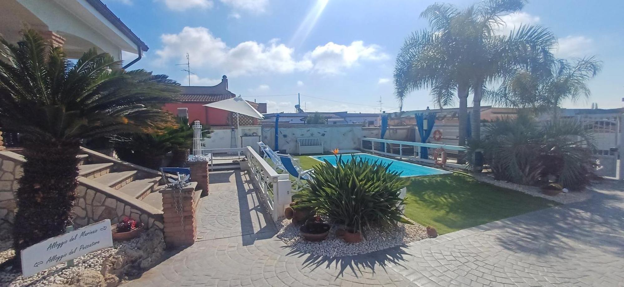 Alloggi Turistici Con Piscina Palestra Jacuzzi Sauna Анцио Экстерьер фото